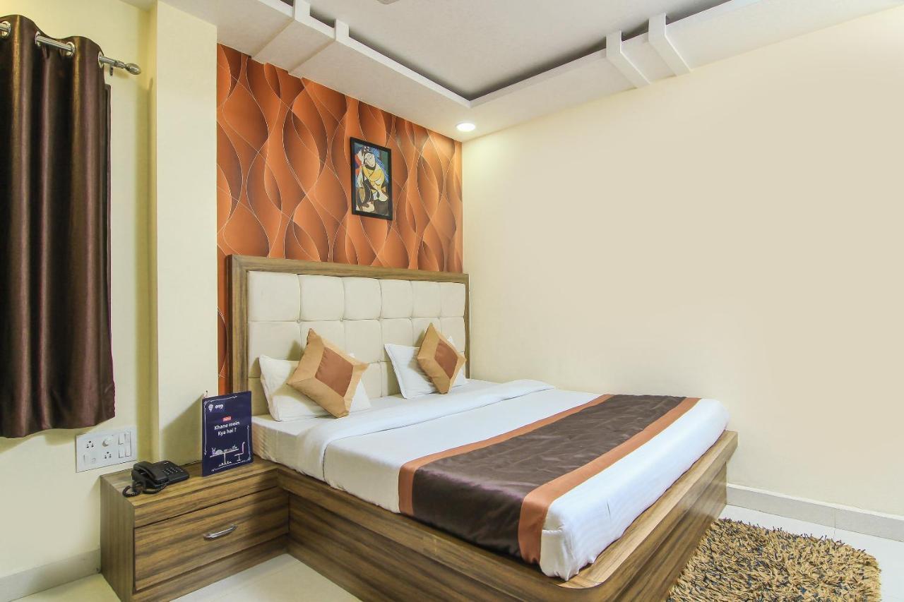 Oyo 8883 Hotel Comfort Zone Lakhnaú Exteriér fotografie